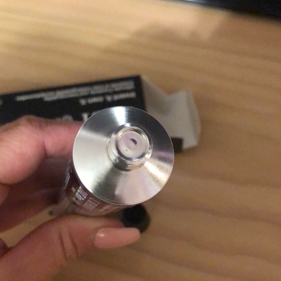 TIGI Blue Additive to Haircolor - Picture 3 of 3